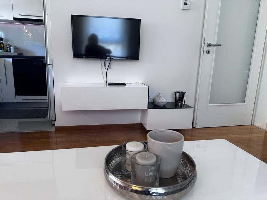 Apartman Pionirska Dolina SJJ Exteriér fotografie
