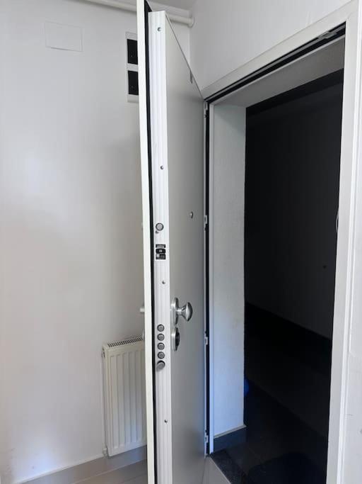 Apartman Pionirska Dolina SJJ Exteriér fotografie